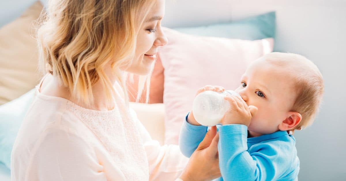 nine-ways-to-get-your-breastfed-baby-to-take-a-bottle